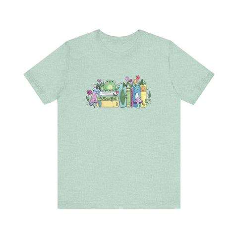 Cottagecore Frog & Books Tee – Whimsical Nature Reader Shirt